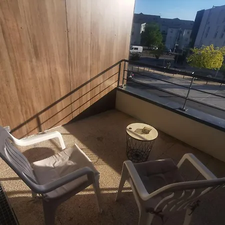 T2 Accessible Pmr Avec Terrasse Et Garage Onet-le-Château